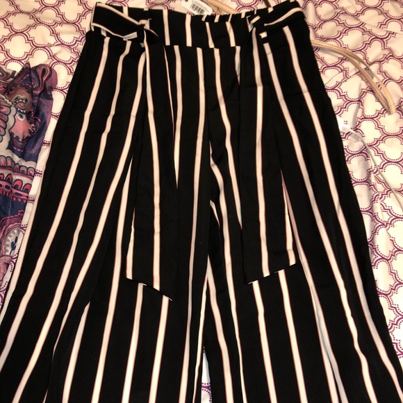 Pants - Black,White,&Coral Stripped Plazzo pants